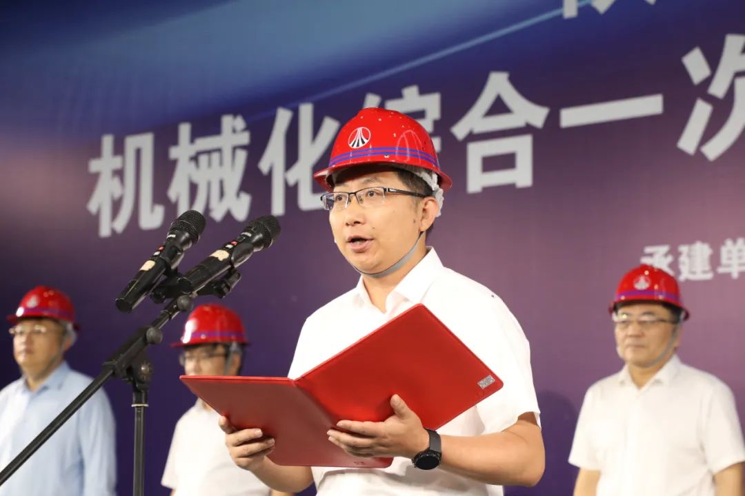 陕钢集团龙钢公司机械化综合一次料场项目成功热负荷试车
