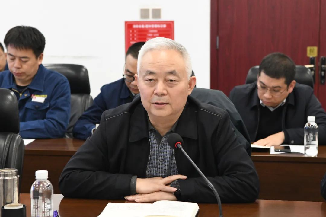 天津爱波瑞集团副总裁许立红一行来陕钢集团交流座谈