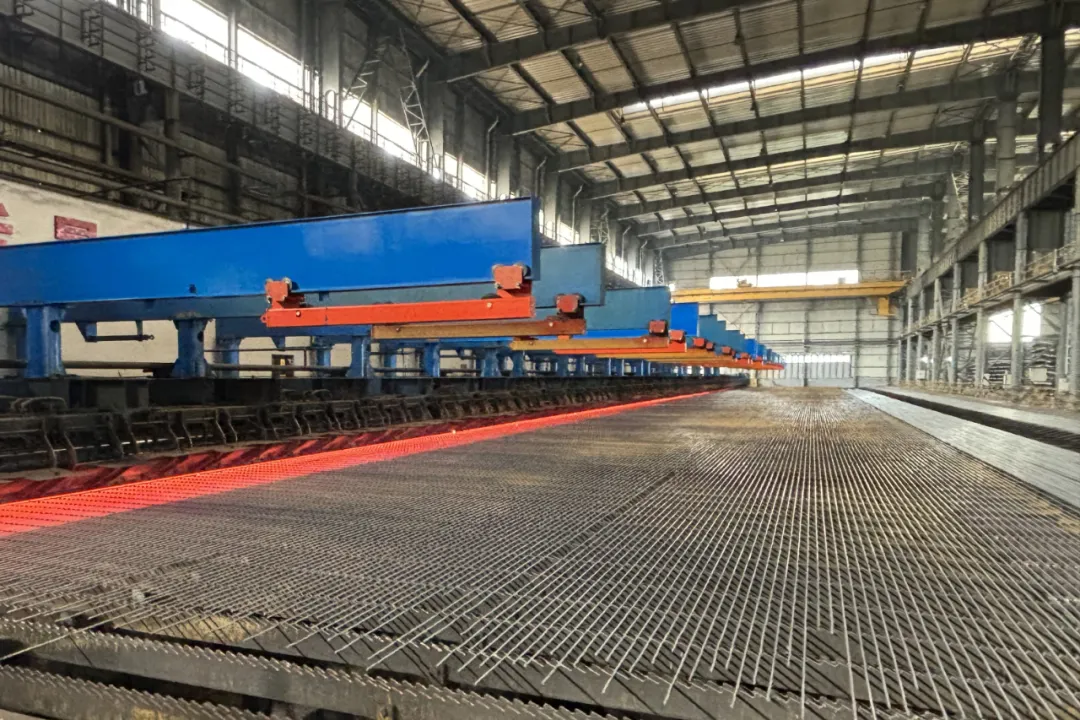 陕钢集团双切分高速棒材小规格圆钢首次开发成功