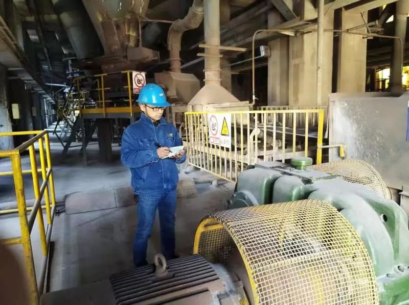 凝聚产生力量 团结诞生希望--记陕钢集团2017－2018年度先进工段汉钢公司烧结厂配料车间