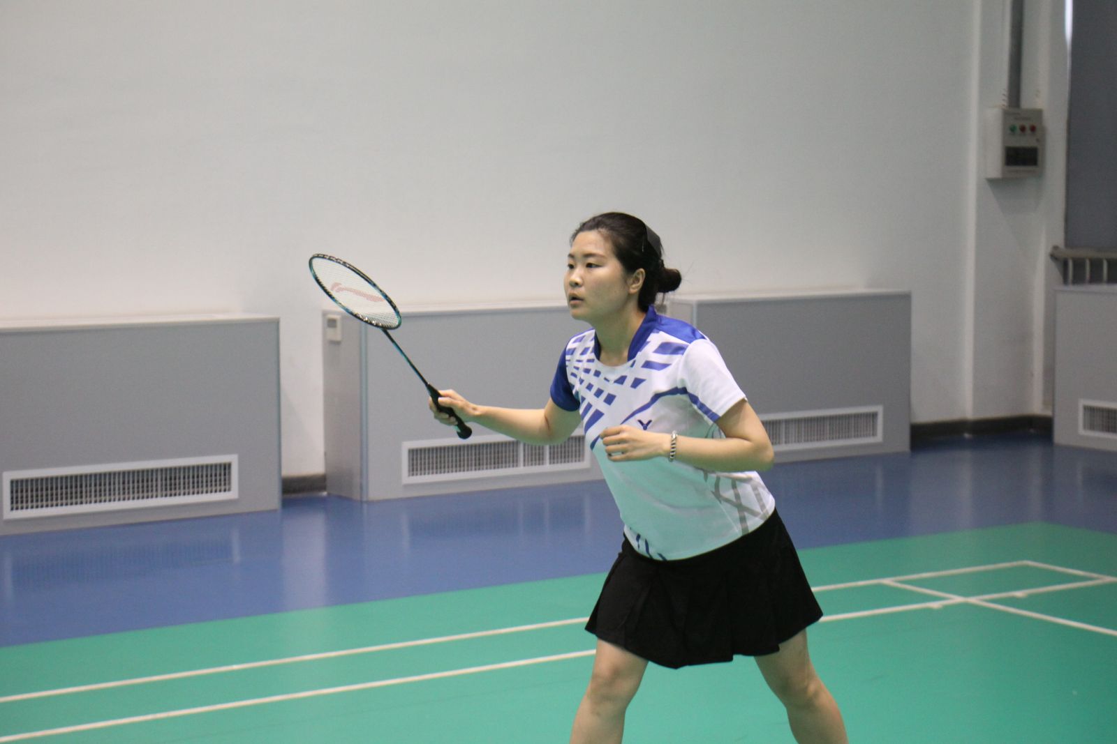 禹龙国际酒店开展2015年羽毛球比赛