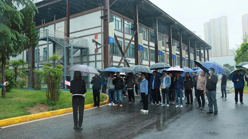 打开文旅窗口 喜迎首批陕钢集团疗休养嘉宾莅临参观 打开文旅窗口 喜迎首批陕钢集团疗休养嘉宾莅临参观