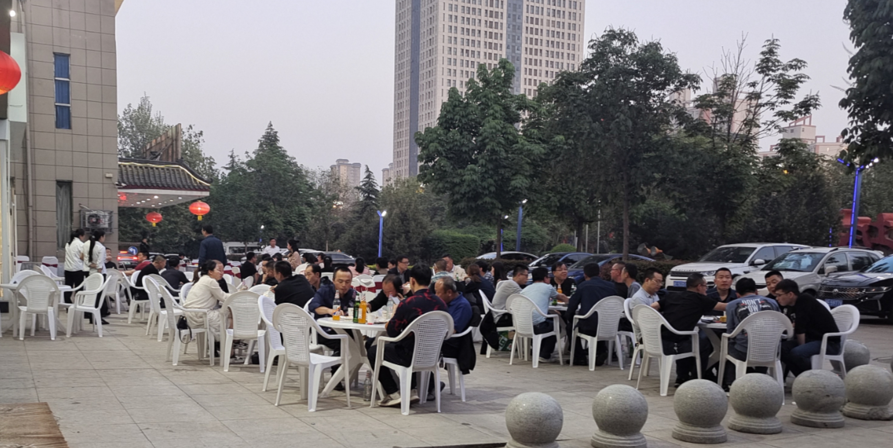 巧谋“拓展局”	下活“增效棋”