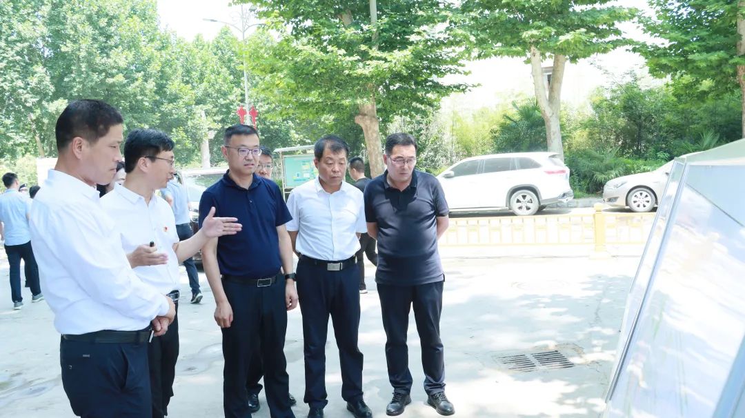 宋世杰一行到龙钢集团红光物流公司调研 宋世杰一行到龙钢集团红光物流公司调研