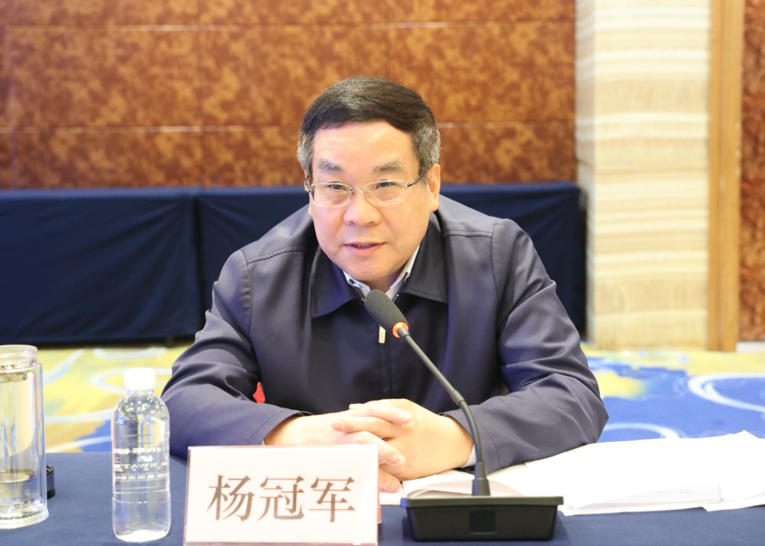 杨冠军：要坚持结构优化调整，立足我省现状、前瞻布局未来——省钢铁深加工产业链调研座谈会在陕钢集团召开