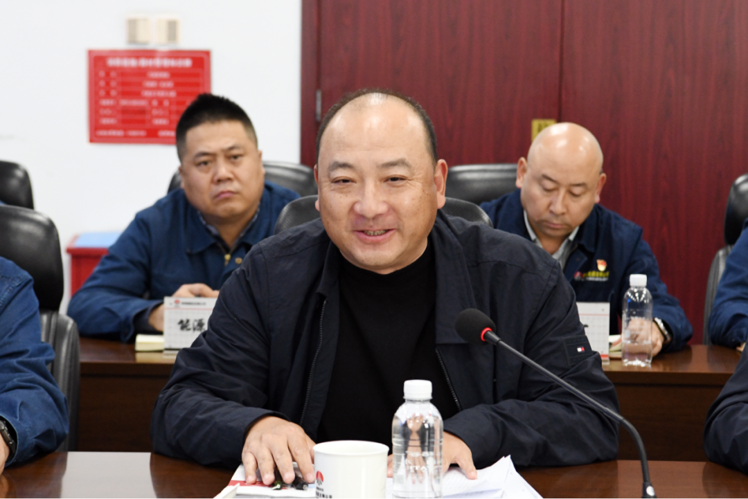 李厚志一行来陕钢集团龙钢公司开展十月份安全生产与消防安全大检查