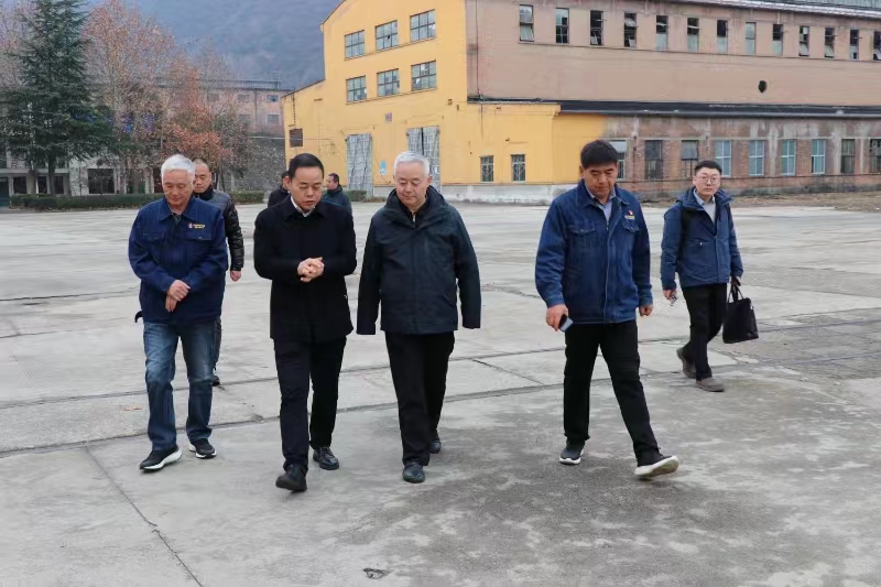 杨海峰到龙钢集团华冶公司调研 杨海峰到龙钢集团华冶公司调研