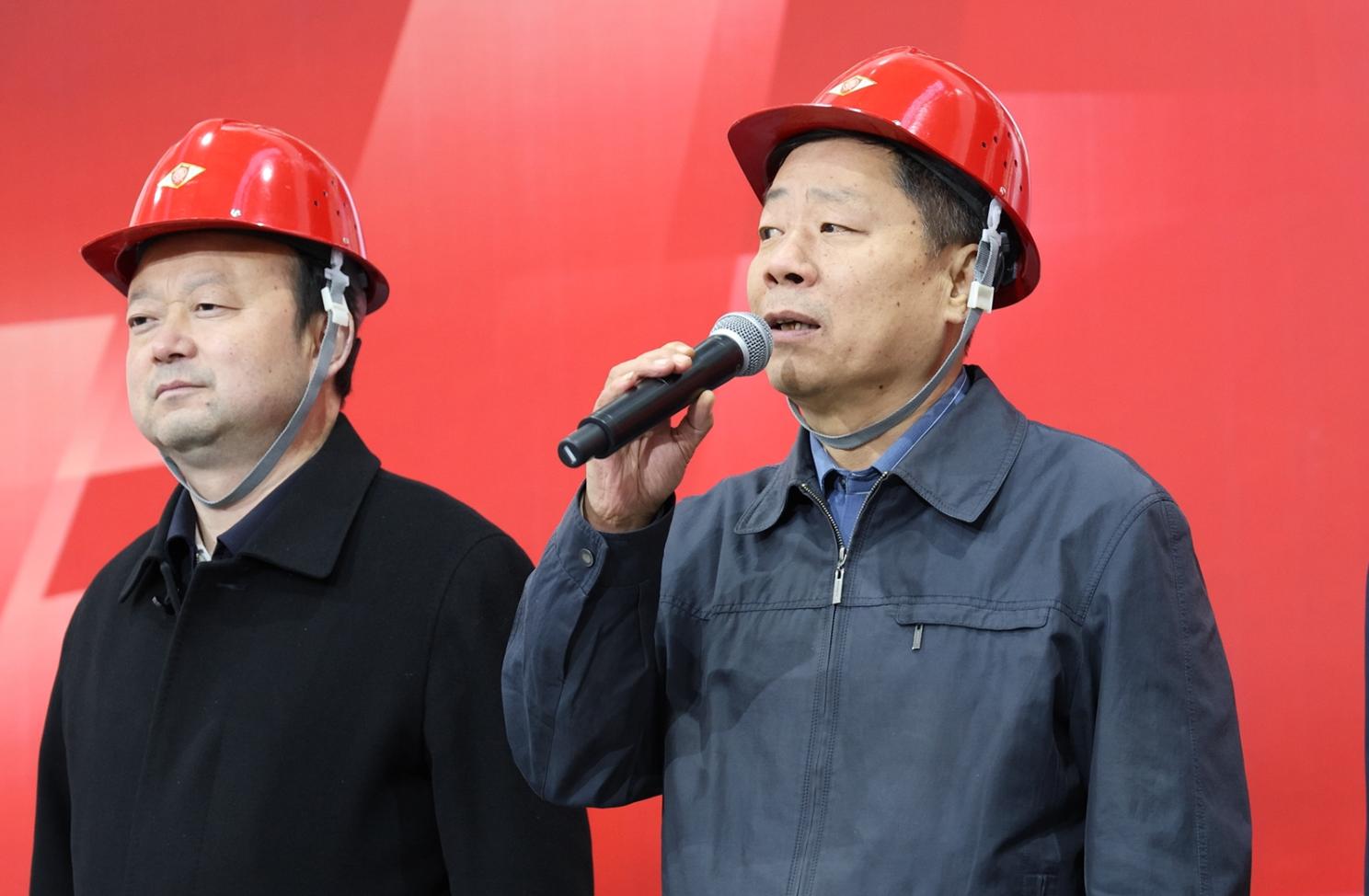 陕钢集团汉钢公司举办中厚板项目投产仪式