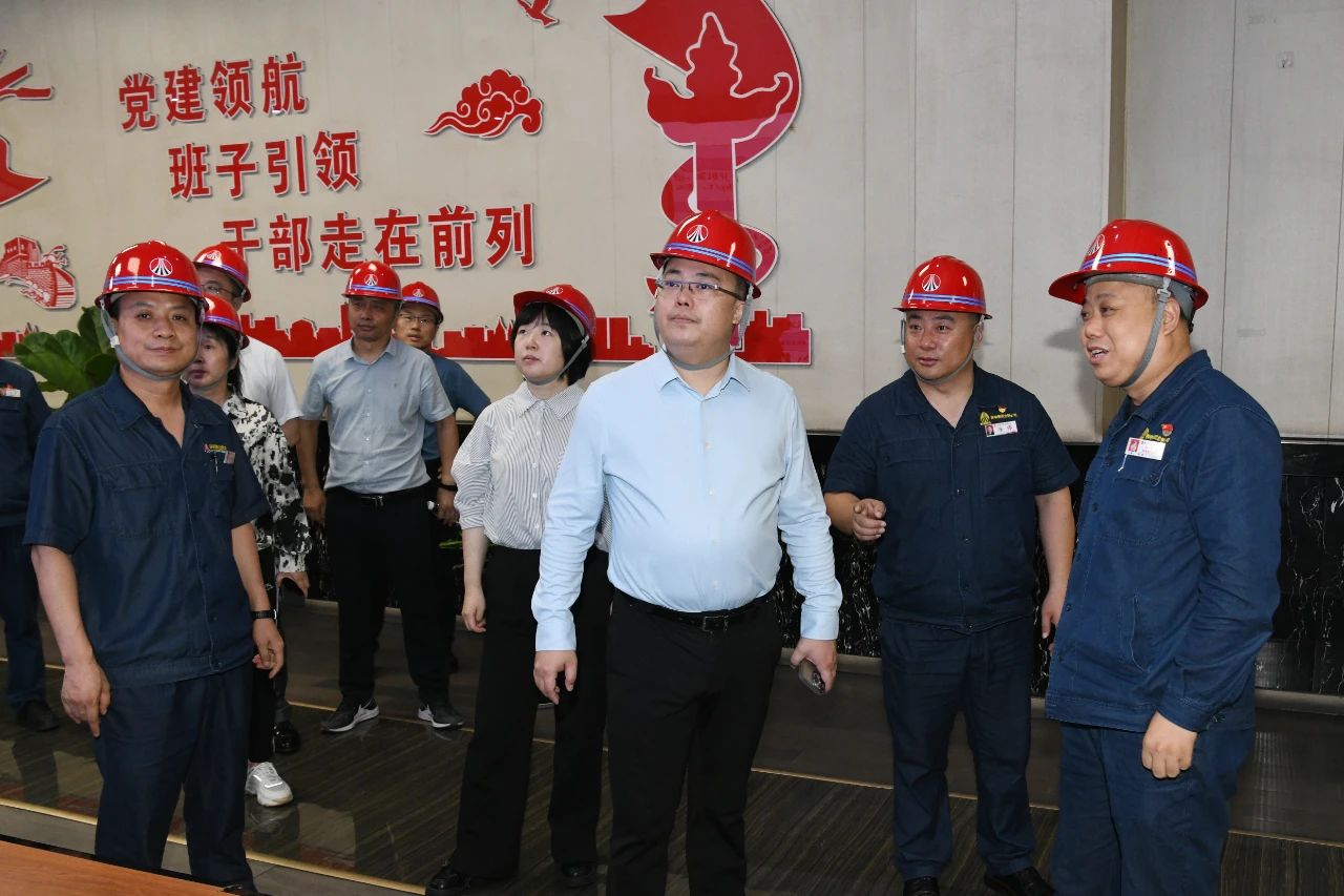 陕煤集团战略规划部一行来陕钢集团龙钢公司调研