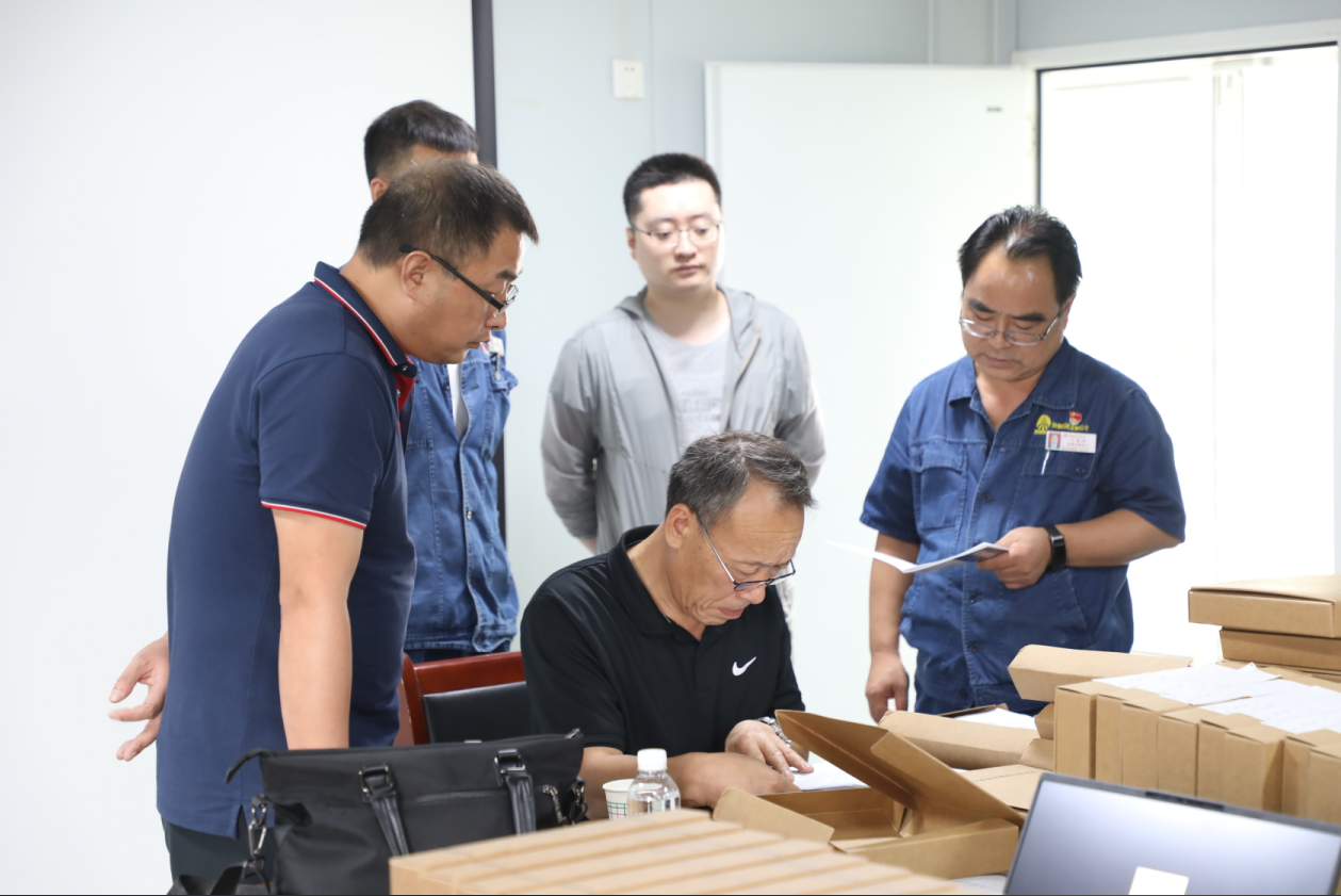 龙钢公司机械化综合一次料场项目档案通过陕煤集团验收