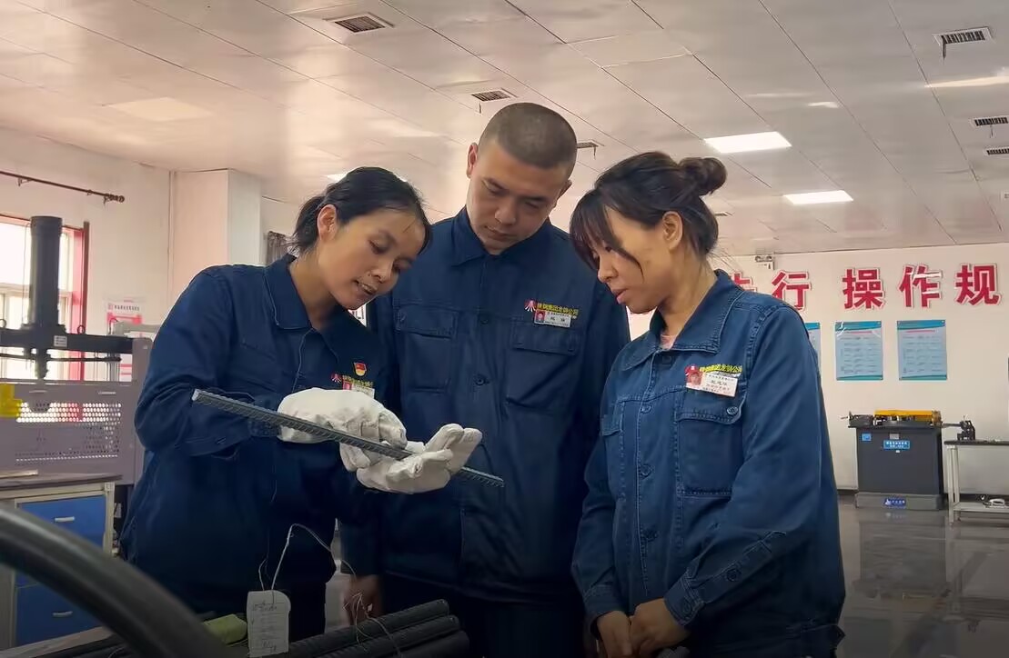 精益求精树质检权威 追求卓越让顾客满意 ——记全国质量信得过班组建设水平“五星级”班组检验计量中心产品质量检验班