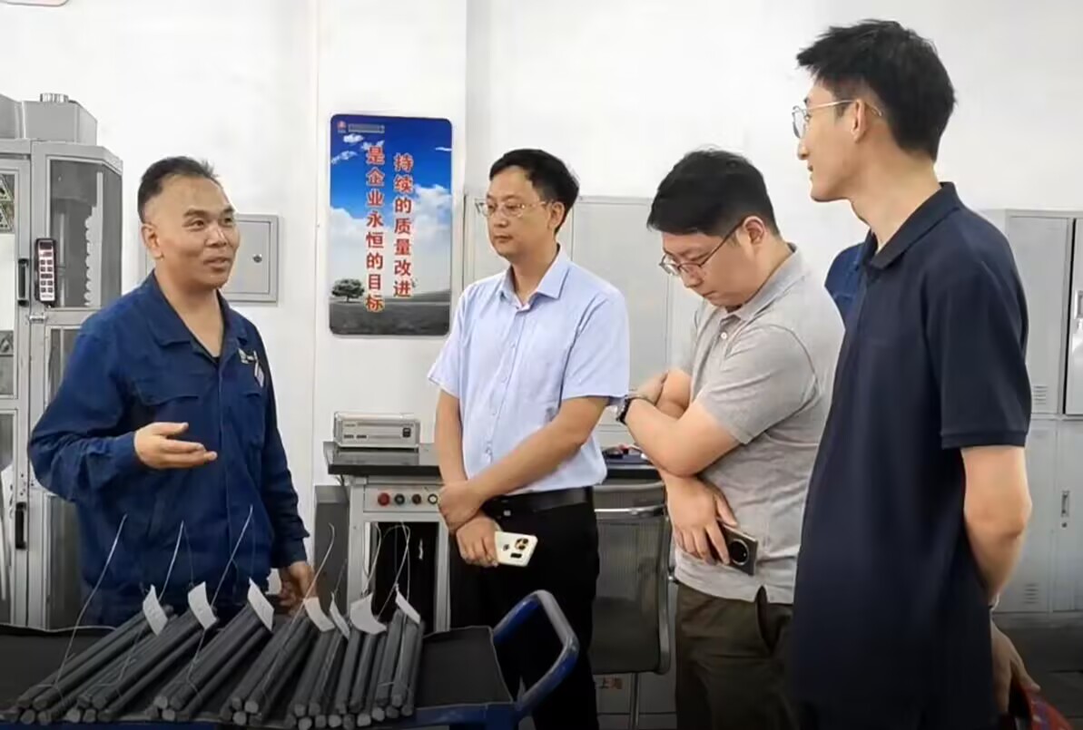 精益求精树质检权威 追求卓越让顾客满意 ——记全国质量信得过班组建设水平“五星级”班组检验计量中心产品质量检验班