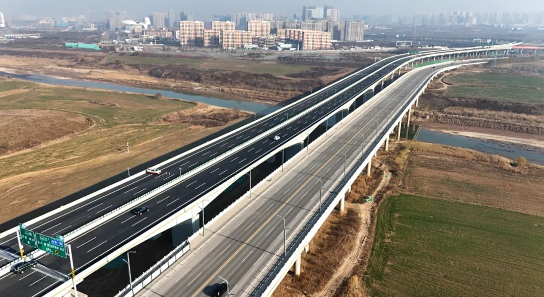 “禹龙”钢材助力马泾高速顺利通车
