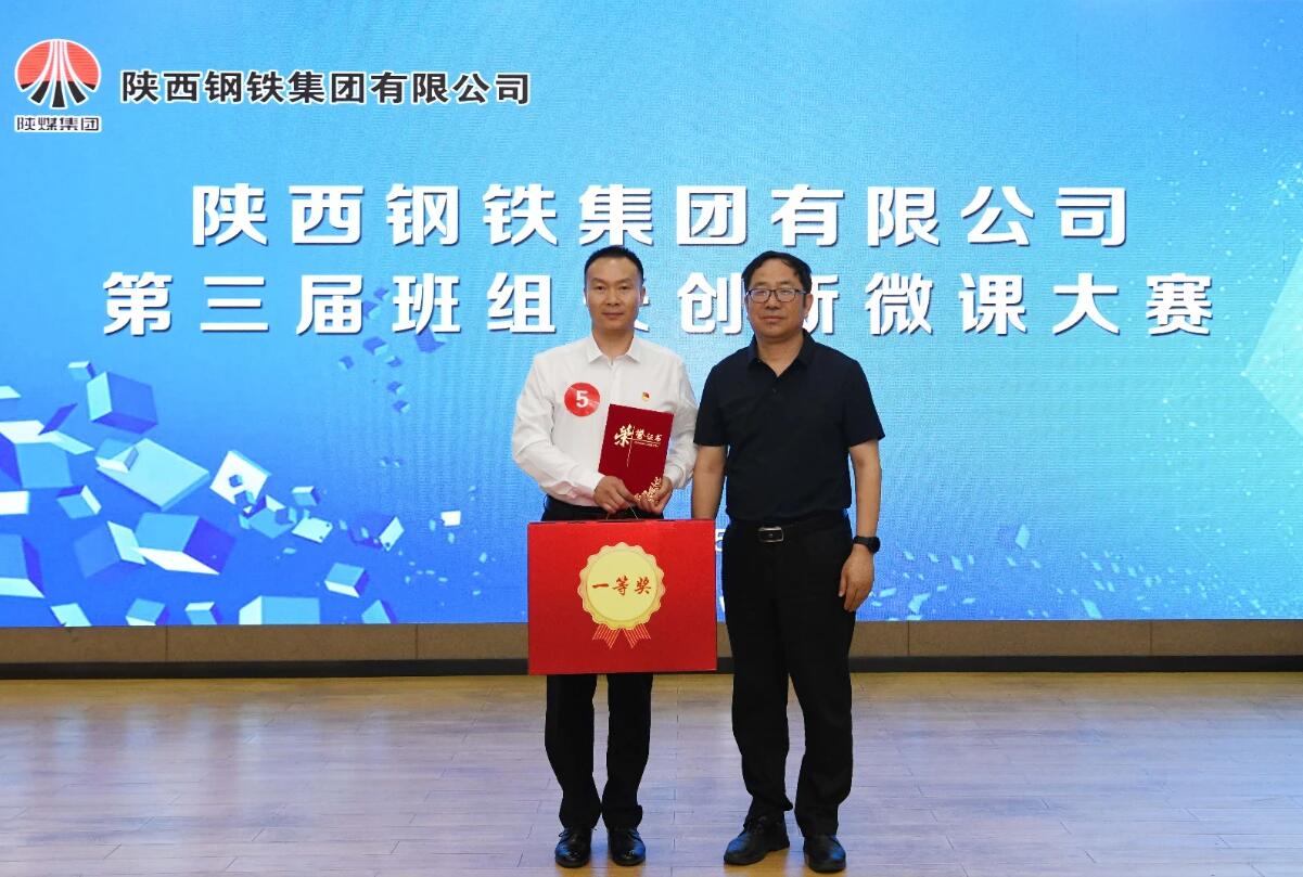 一起探索“获奖专业户”成长路上的荆棘繁花
