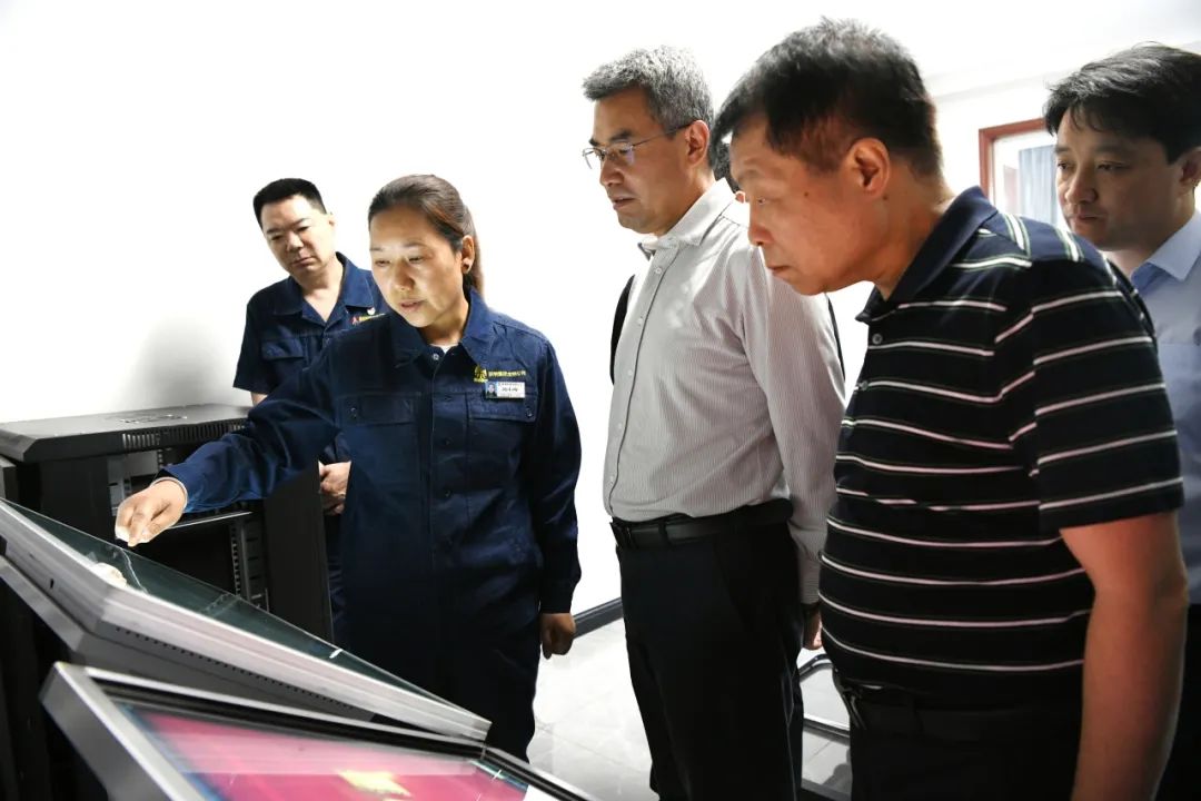 中国钢铁工业协会苏长永一行到陕钢集团专题调研档案工作