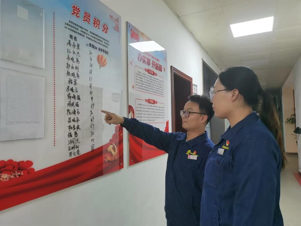 党员先锋勇担当 党建引领促发展