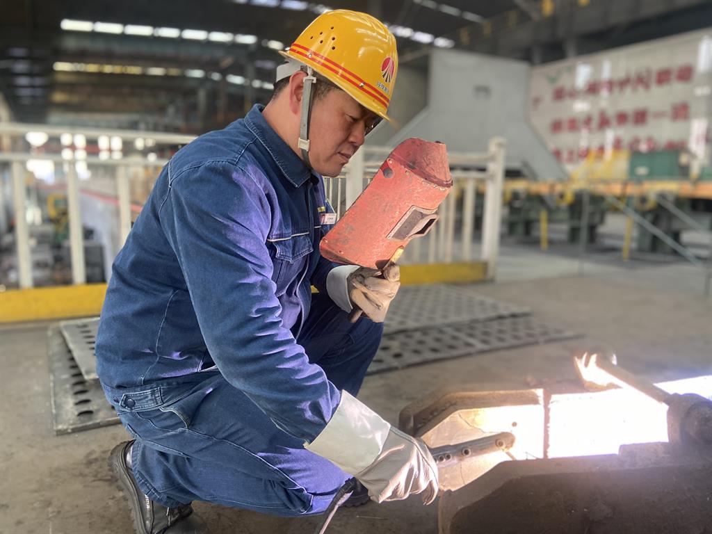 筑牢设备管理根基 护航生产稳定运行