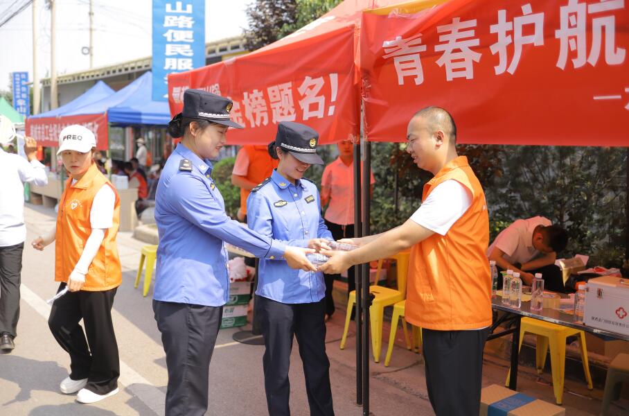 打造“龙钢志愿红”服务品牌 推动新时代文明实践走深走实