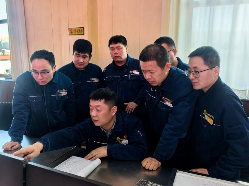 寻找青年团员实干与担当的“初心答案”——龙钢公司炼铁厂高炉团支部荣获陕煤集团“五四红旗团支部”称号