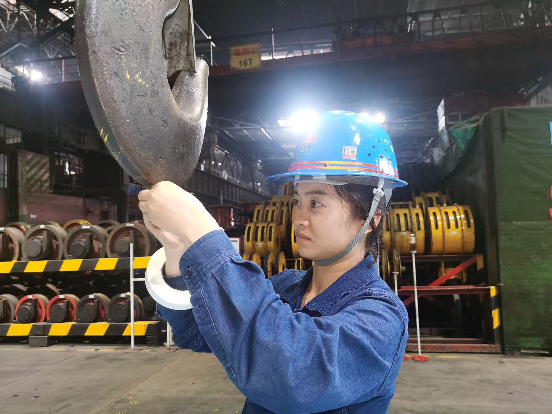 吊钩之下的服务密码