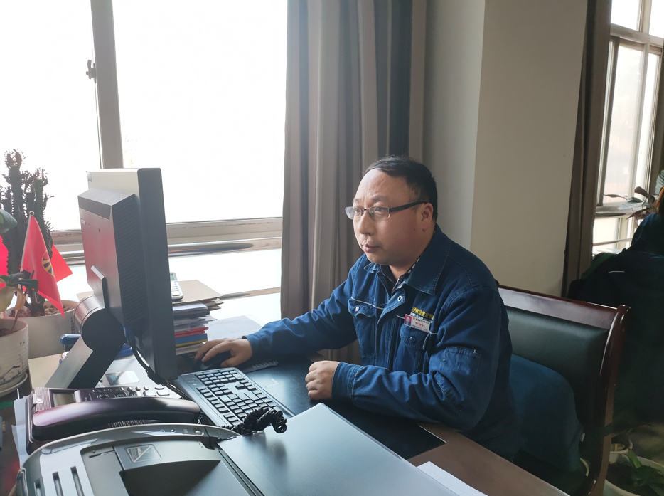 镜头下的坚守与热爱 镜头下的坚守与热爱